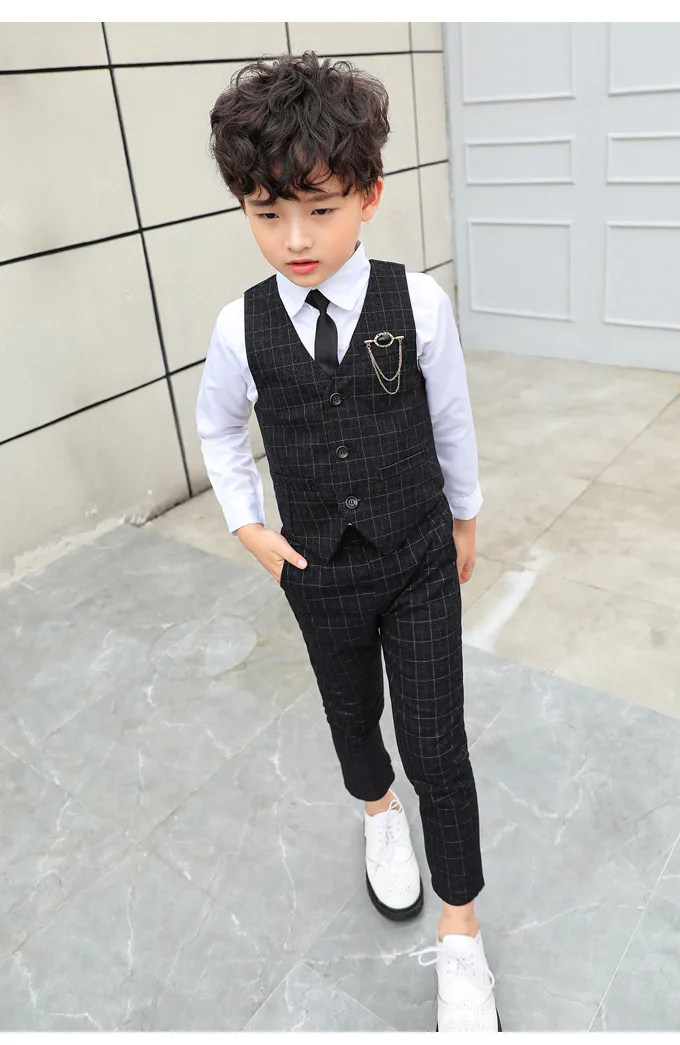 Boy Plaid Vest Blazer Kids Waistcoat Wedding Clothes Set Toddler Formal Dress Suit Child Brooch Shirt Pant Baby Gentlemen Outfit