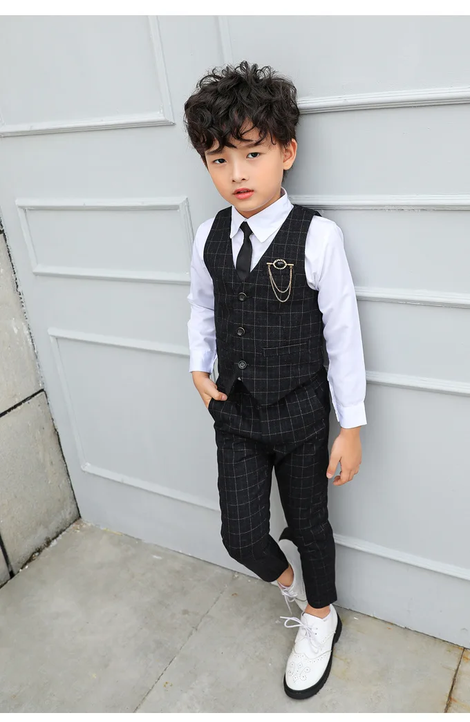 Boy Plaid Vest Blazer Kids Waistcoat Wedding Clothes Set Toddler Formal Dress Suit Child Brooch Shirt Pant Baby Gentlemen Outfit