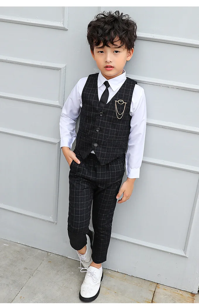 Boy Plaid Vest Blazer Kids Waistcoat Wedding Clothes Set Toddler Formal Dress Suit Child Brooch Shirt Pant Baby Gentlemen Outfit