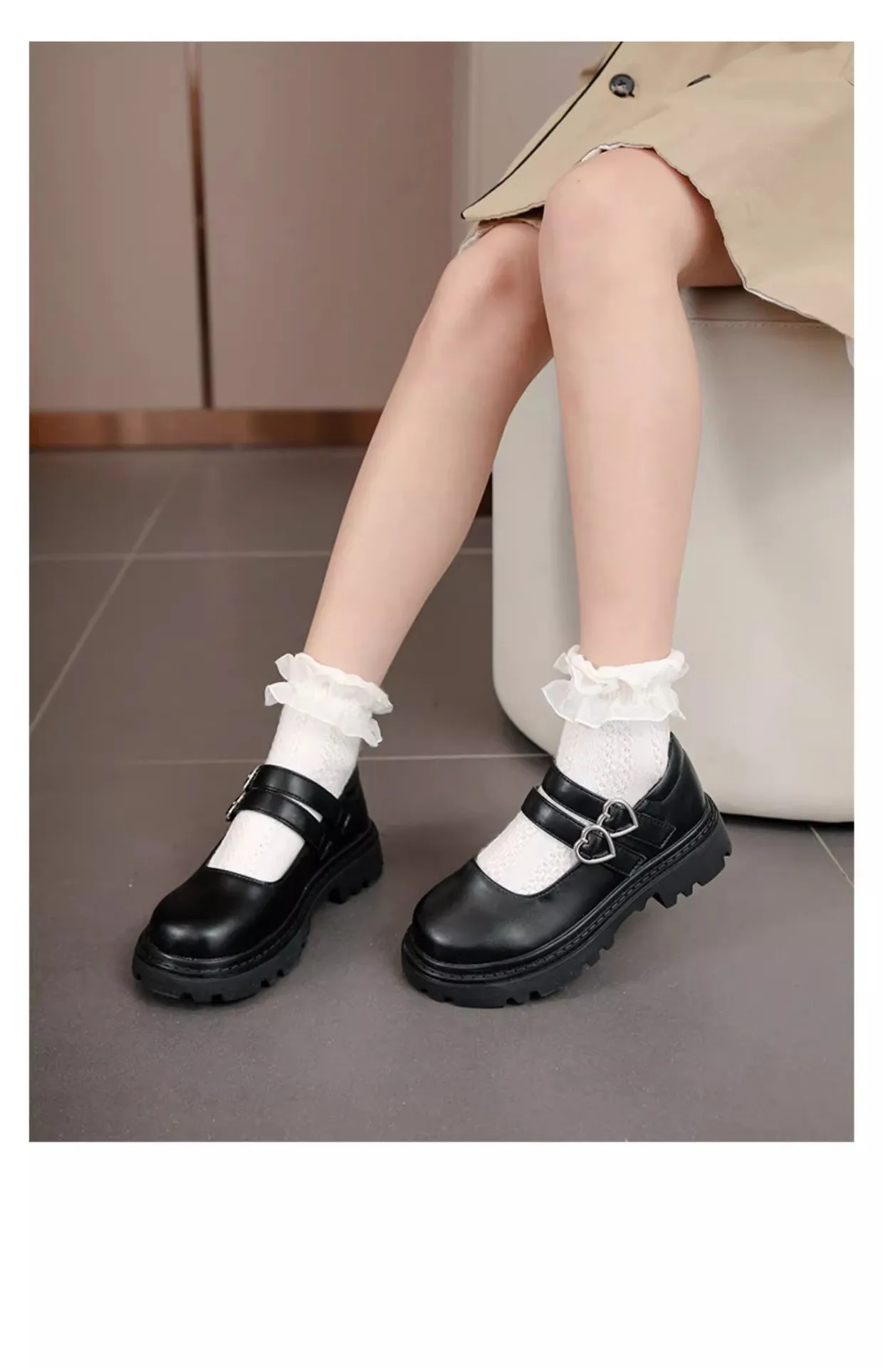 Girls Chunky Platform Mary Jane Shoes Children's Heart Buckle Strap Thick Heels Pumps Woman Black Patent Leather Lolita Shoes Girls Chunky Platform Mary Jane Shoes Children's Heart Buckle Strap Thick Heels Pumps Woman Black Patent Leather Lolita Shoes
