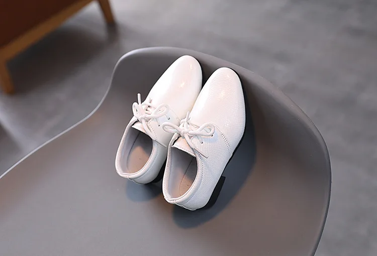 Child Boys Black Leather Shoes Britain Style for Party Wedding Low-heeled Lace-up Kids Fashion Student School Performance Shoes Child Boys Black Leather Shoes Britain Style for Party Wedding Low-heeled Lace-up Kids Fashion Student School Performance Shoes