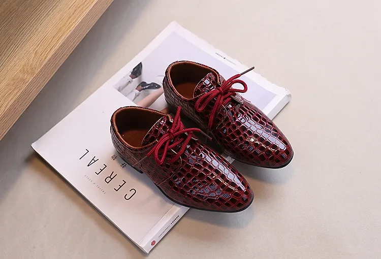 Boys Leather Shoes Spring Autumn Children's Flats Fashion British Style Lace-up Pointed Toe Kid School Uniform Performance Shoes Boys Leather Shoes Spring Autumn Children's Flats Fashion British Style Lace-up Pointed Toe Kid School Uniform Performance Shoes