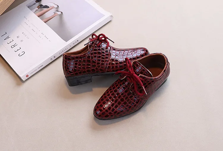 Boys Leather Shoes Spring Autumn Children's Flats Fashion British Style Lace-up Pointed Toe Kid School Uniform Performance Shoes Boys Leather Shoes Spring Autumn Children's Flats Fashion British Style Lace-up Pointed Toe Kid School Uniform Performance Shoes