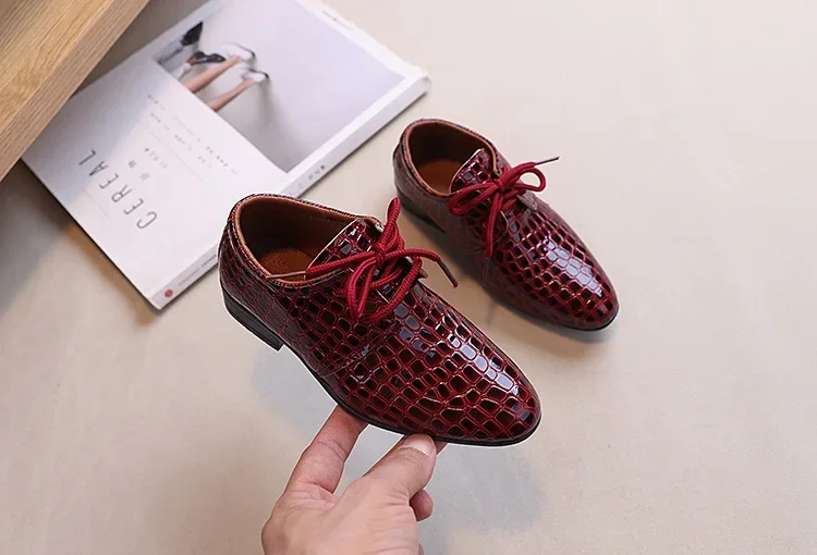 Boys Leather Shoes Spring Autumn Children's Flats Fashion British Style Lace-up Pointed Toe Kid School Uniform Performance Shoes Boys Leather Shoes Spring Autumn Children's Flats Fashion British Style Lace-up Pointed Toe Kid School Uniform Performance Shoes