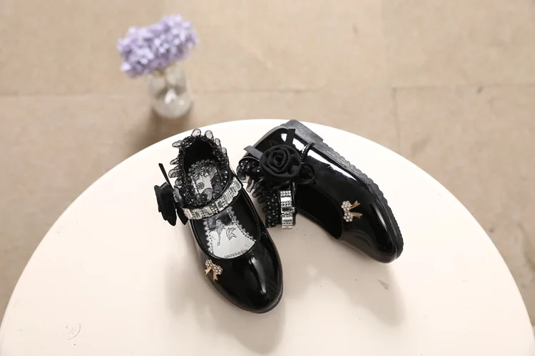 New Spring Girls Shoes Princess Ballet Flats Dance Party Wedding Shoes Rhinestone Children Shoes for 3-12 Years Old Kids New Spring Girls Shoes Princess Ballet Flats Dance Party Wedding Shoes Rhinestone Children Shoes for 3-12 Years Old Kids