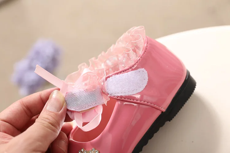 New Spring Girls Shoes Princess Ballet Flats Dance Party Wedding Shoes Rhinestone Children Shoes for 3-12 Years Old Kids New Spring Girls Shoes Princess Ballet Flats Dance Party Wedding Shoes Rhinestone Children Shoes for 3-12 Years Old Kids