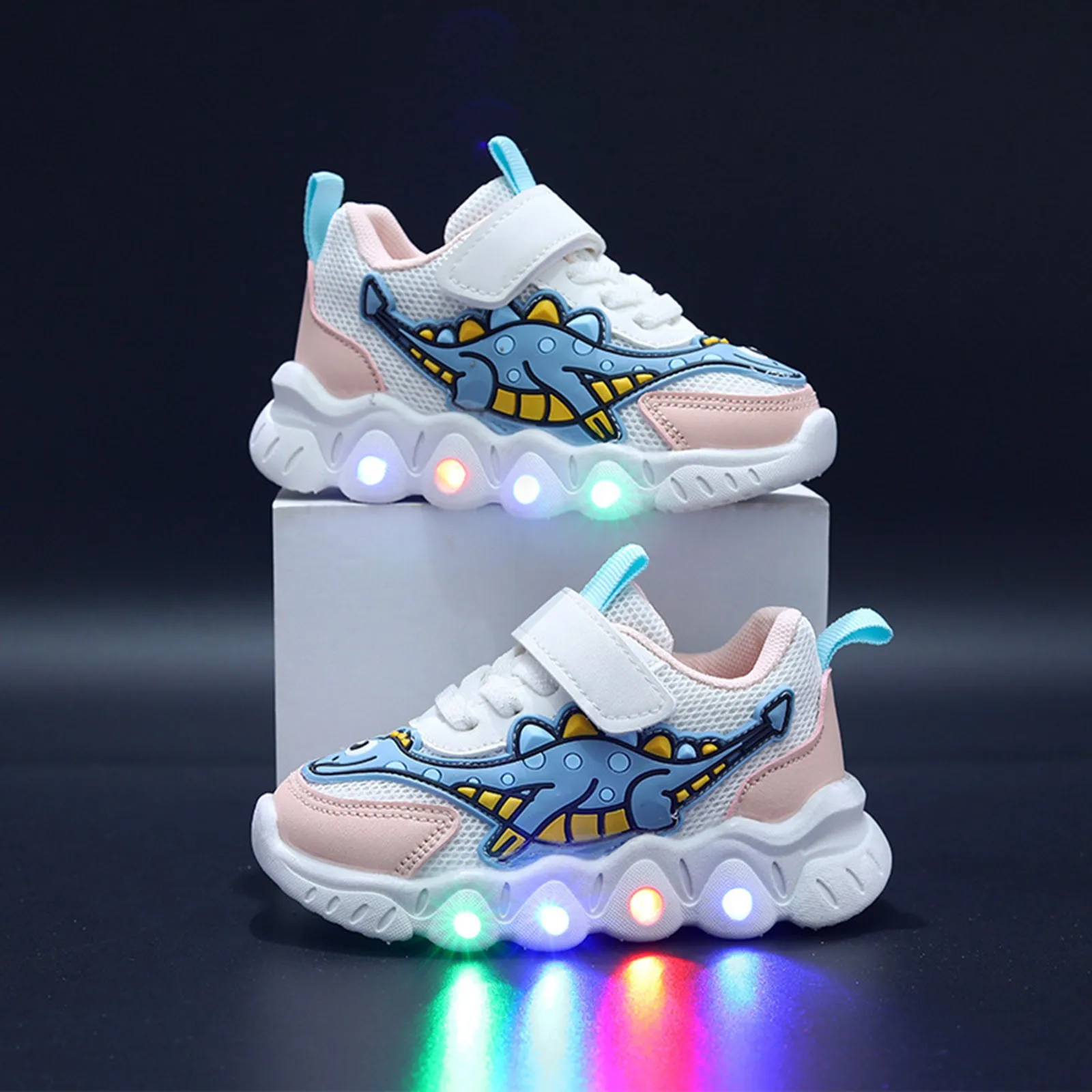 New Cartoon Boys Dinosaur Sports Shoes Girls Mesh Breathable Shoes Small And Medium Sized Children Casual Toddler Girl Shoes