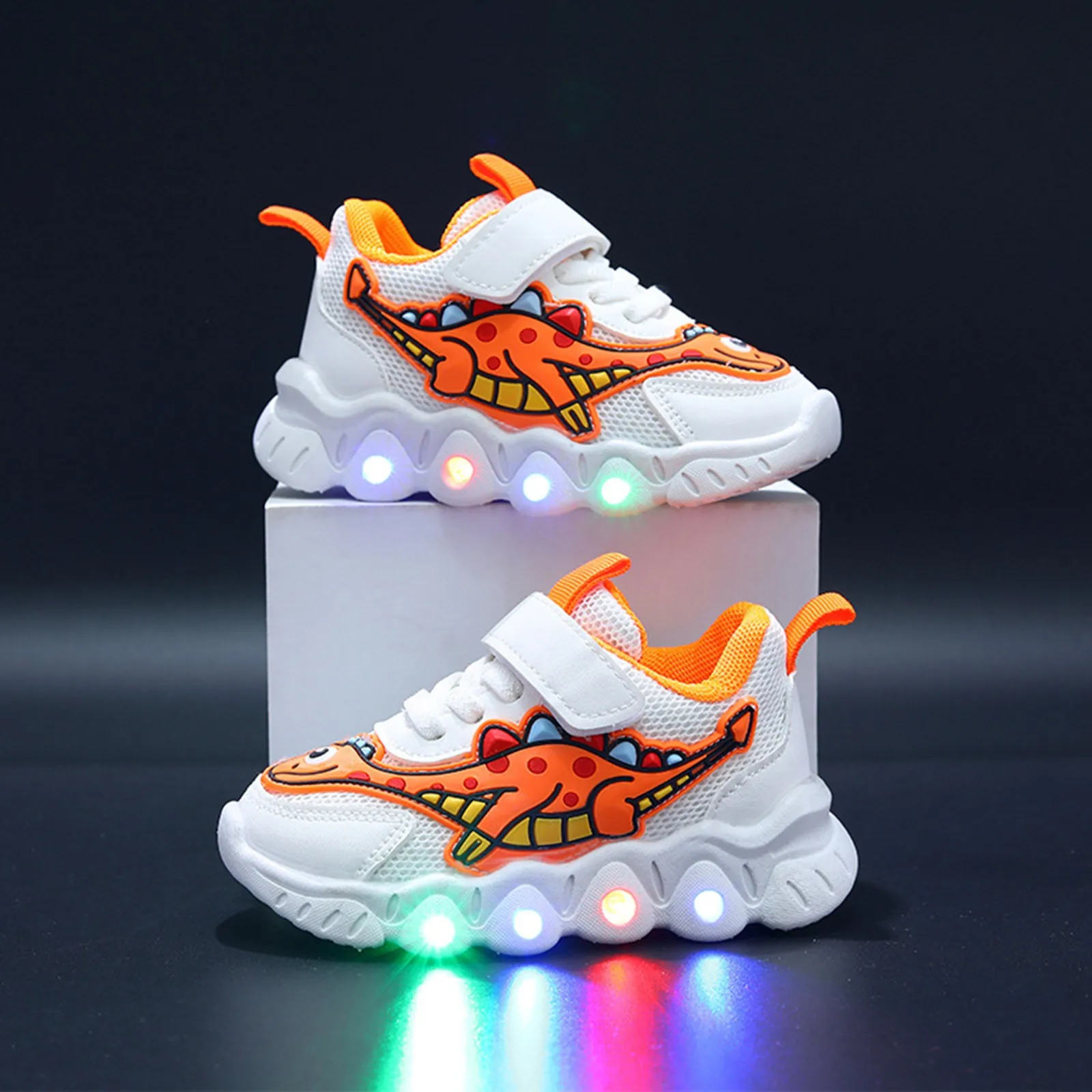 New Cartoon Boys Dinosaur Sports Shoes Girls Mesh Breathable Shoes Small And Medium Sized Children Casual Toddler Girl Shoes