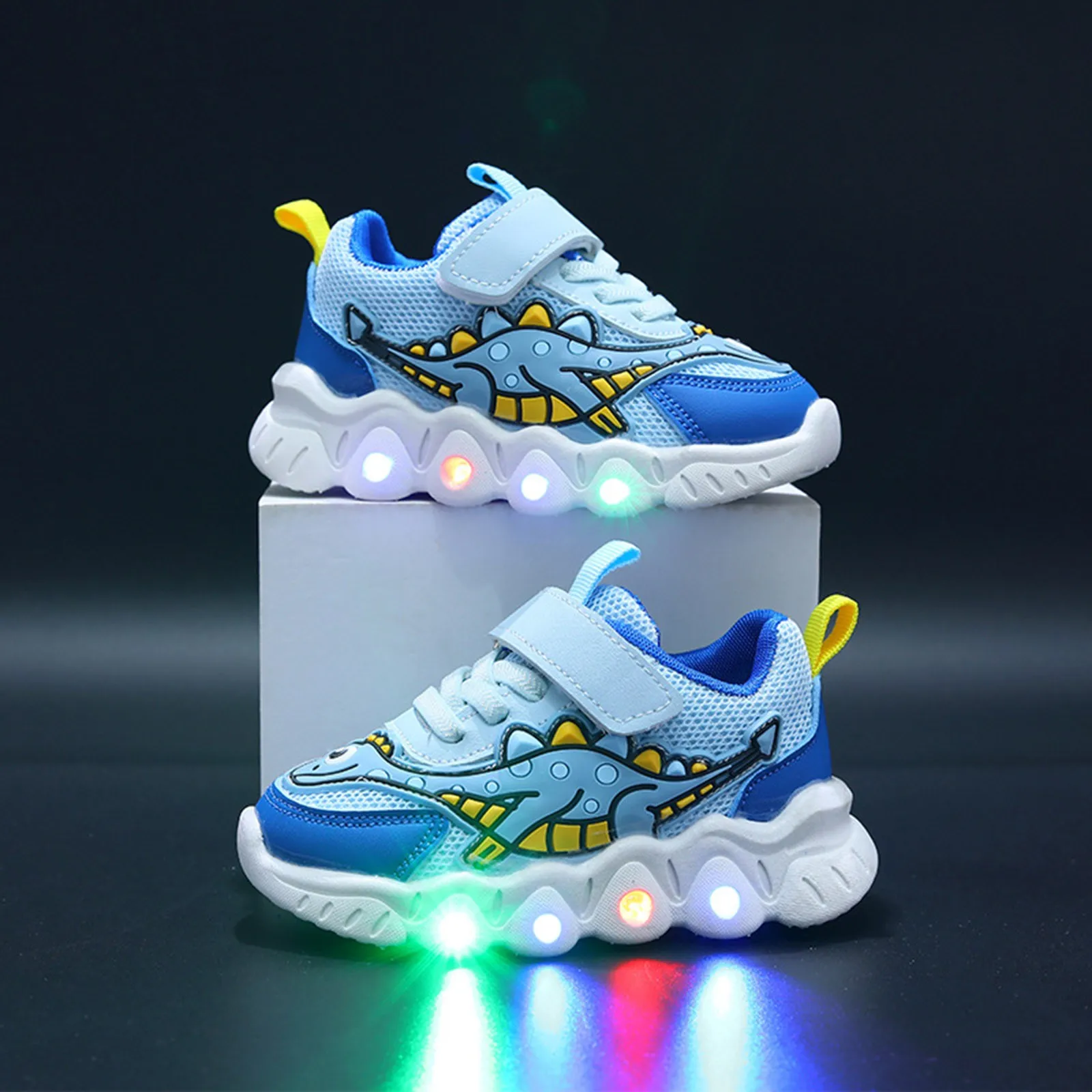 New Cartoon Boys Dinosaur Sports Shoes Girls Mesh Breathable Shoes Small And Medium Sized Children Casual Toddler Girl Shoes