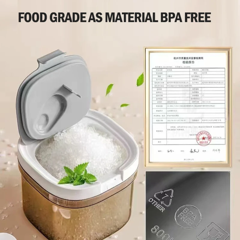 Baby milk powder sealed storage tank, with magnetic suction spoon, three capacities optional, portable snack seasoning tank